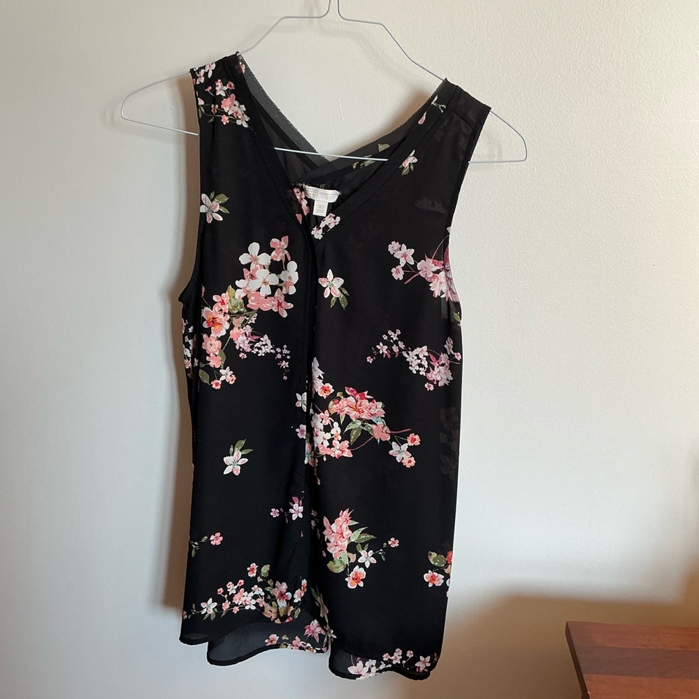14th & Union Black and Pink Floral Sleeveless V-Neck Blouse, Women's Size Small